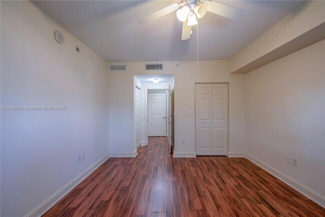 Building Photo - 510 NW 84th Ave
