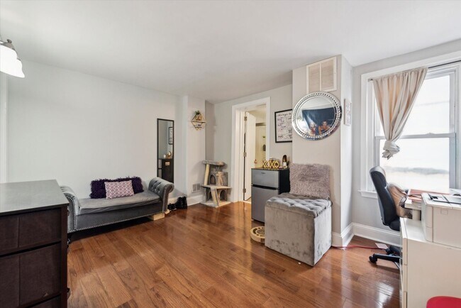 Building Photo - Updated 3-bedroom, 1.5-bath home with a garage in the borough of West Chester!