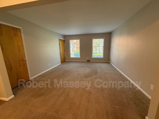 Building Photo - 2212 Steier Ln