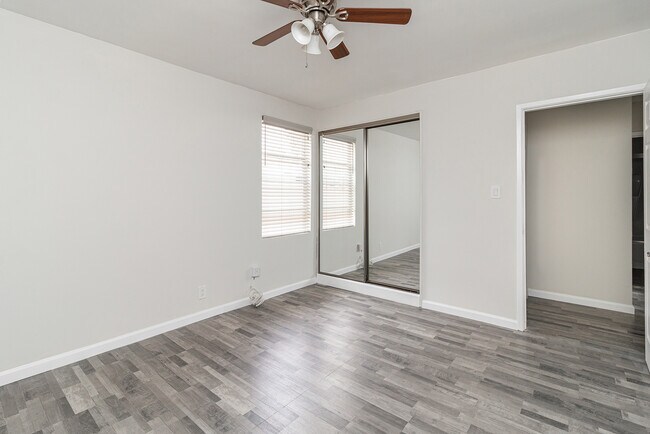 Building Photo - 17944 Collins St