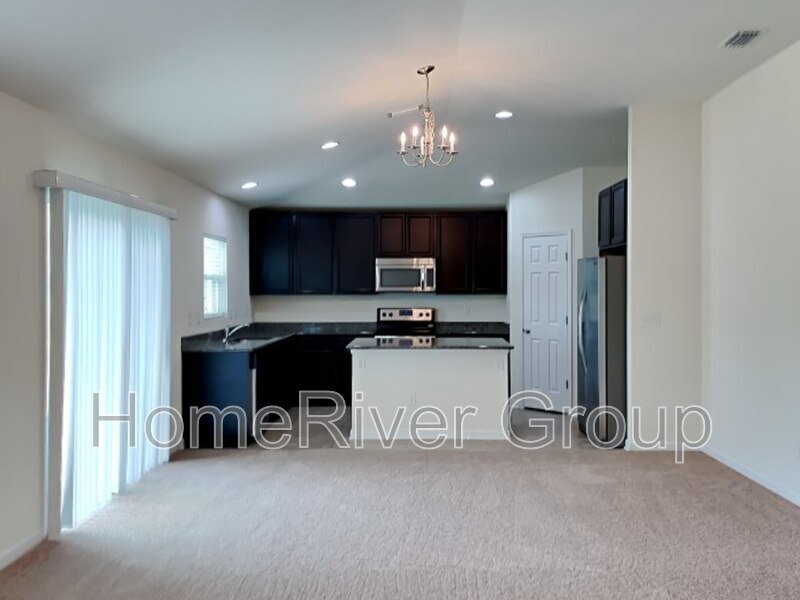 Building Photo - 4895 Creek Bluff Ln