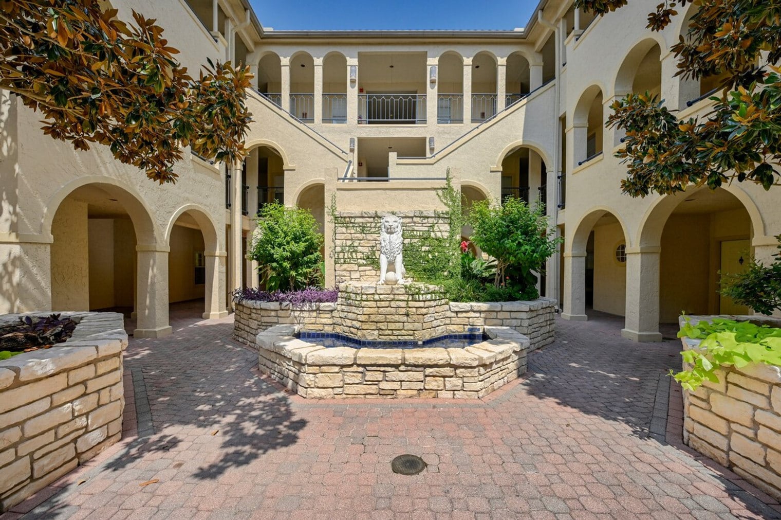 Building Photo - 3404 American Dr