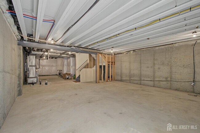 Building Photo - 30 Cloverleaf Ln