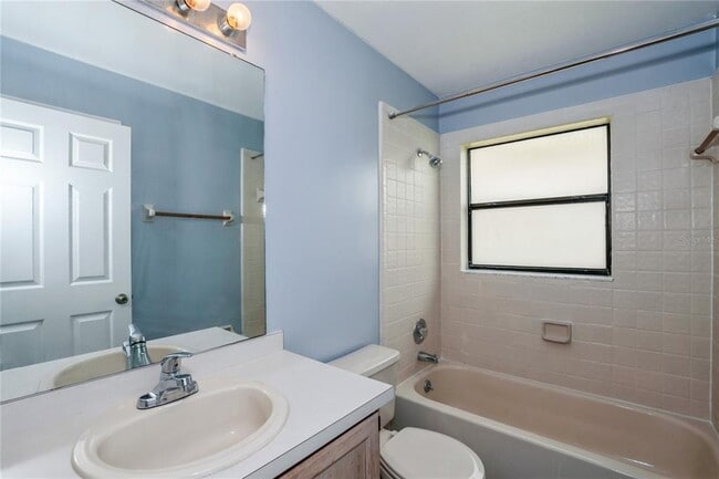 Building Photo - 2207 Settlers Trail