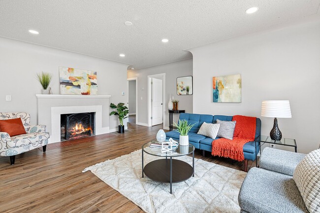 Building Photo - Spacious 4-Bedroom Home in South Capitol O...