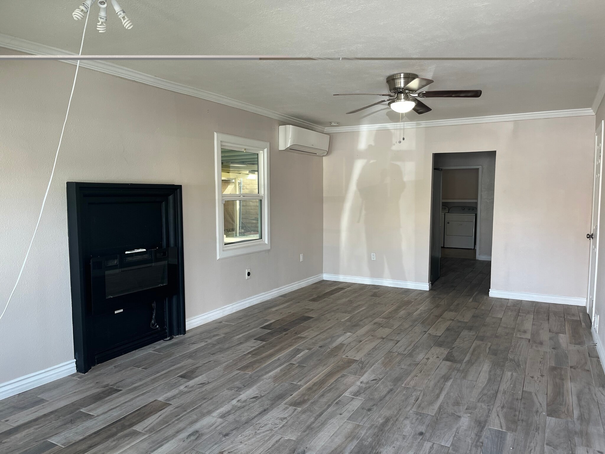 Building Photo - 303 S 46th St