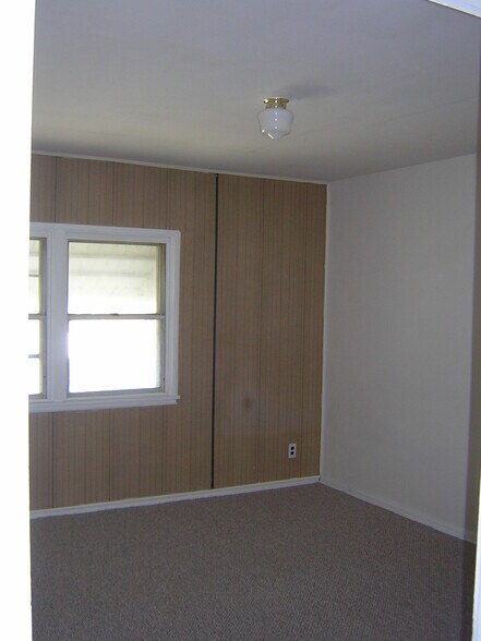 Building Photo - 3827 Saint Margaret St