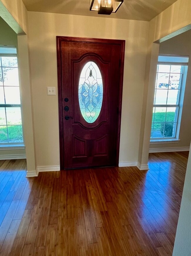 Building Photo - Conveniently Located to Randolph AFB, 4/2.5 ~ Large Backyard ~ Storage Shed ~ Move In Ready!