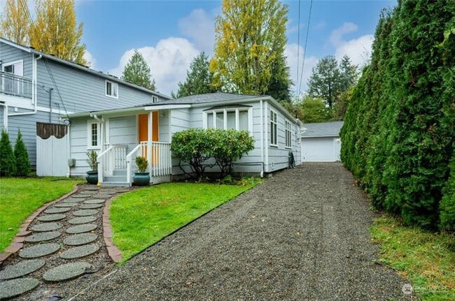 Building Photo - 9023 4th Ave NW