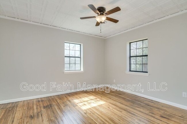 Building Photo - 2401 Norfolk St