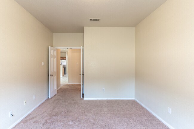 Building Photo - 5907 Drystone Ln