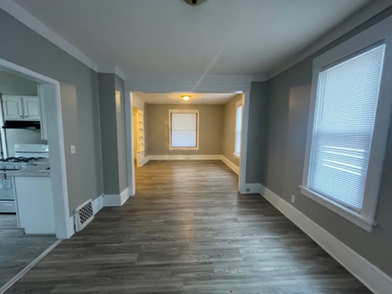 Building Photo - 1625 37th St