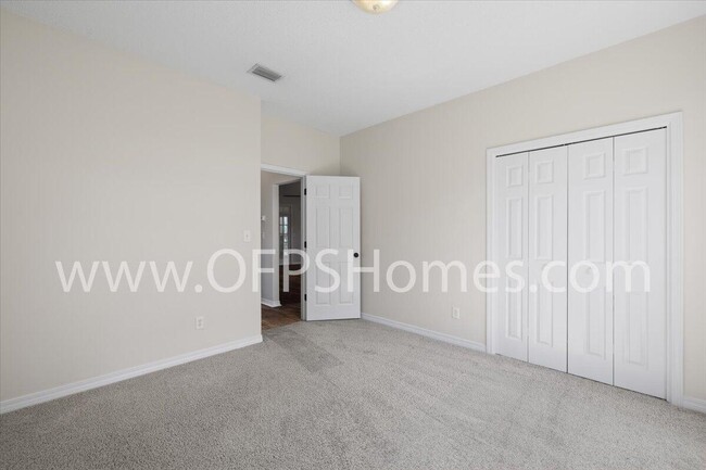 Building Photo - 1714 Evans Ct