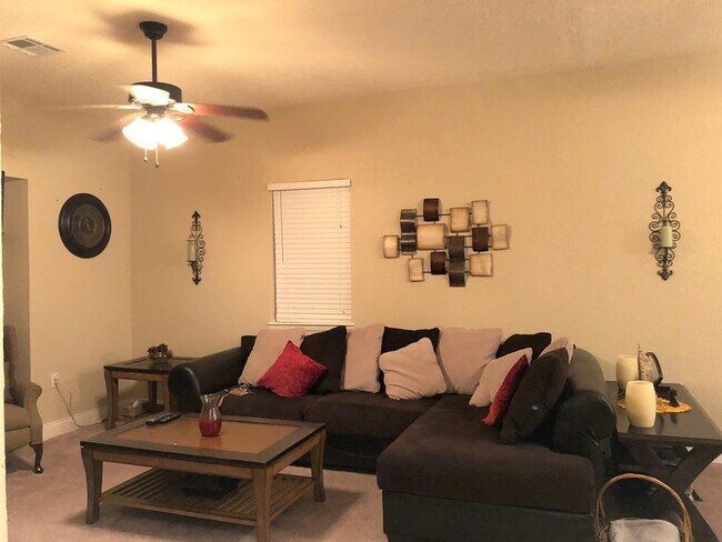 Building Photo - 214 Texas St