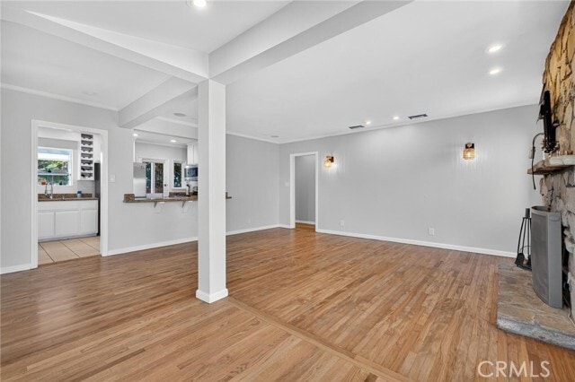 Building Photo - 608 35th St