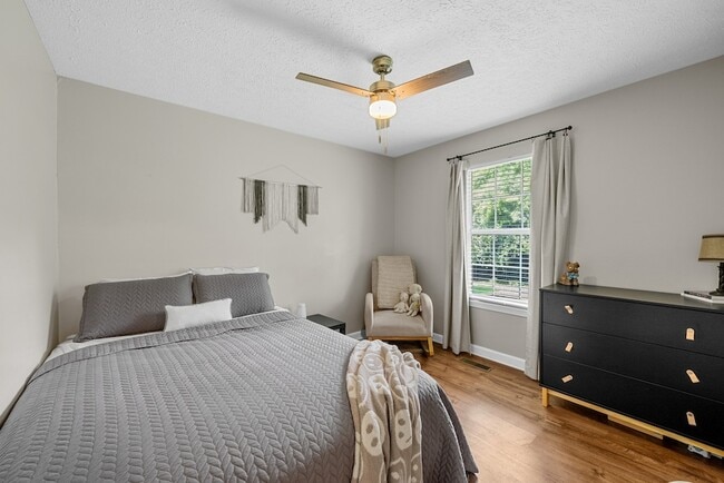 Building Photo - 401 Pacific Ave