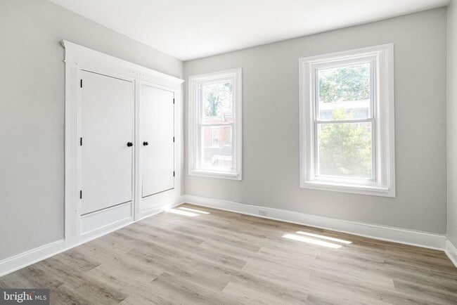 Building Photo - 3857 Wyalusing Ave