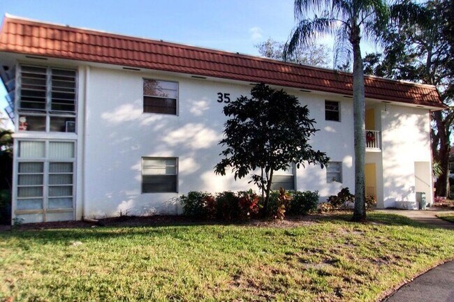 Building Photo - 1225 NW 21st St