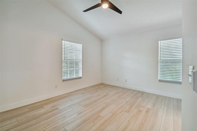 Building Photo - 4347 Deermont Cir