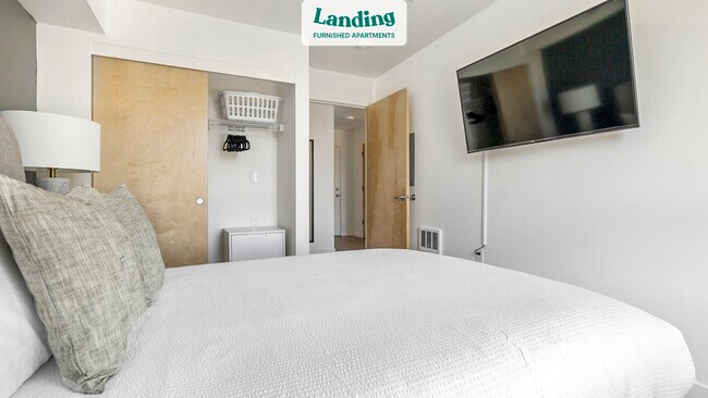 Building Photo - 3180 NW Division St