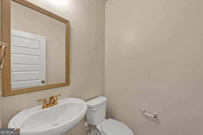 Building Photo - 3777 Shady Maple Dr