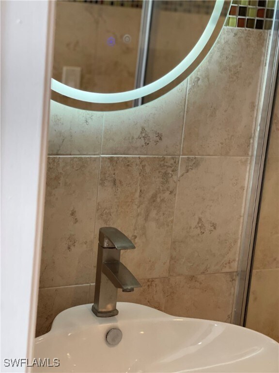 Building Photo - 3527 NE 168th St