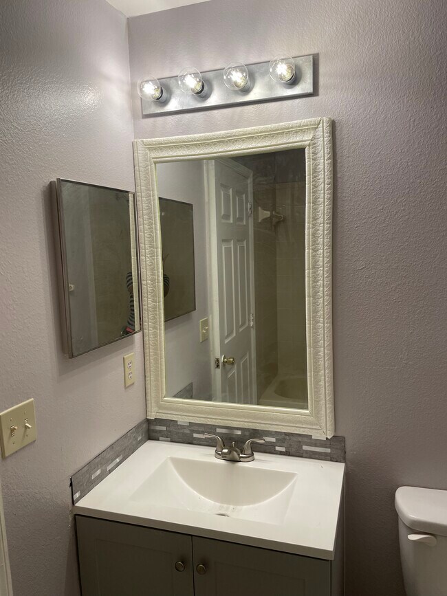 Building Photo - 331 Caldbeck Way