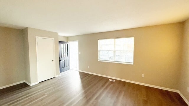 Building Photo - 3836 Sherman Towne Dr