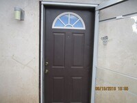Building Photo - 906-906 Los Reyes Ct SE