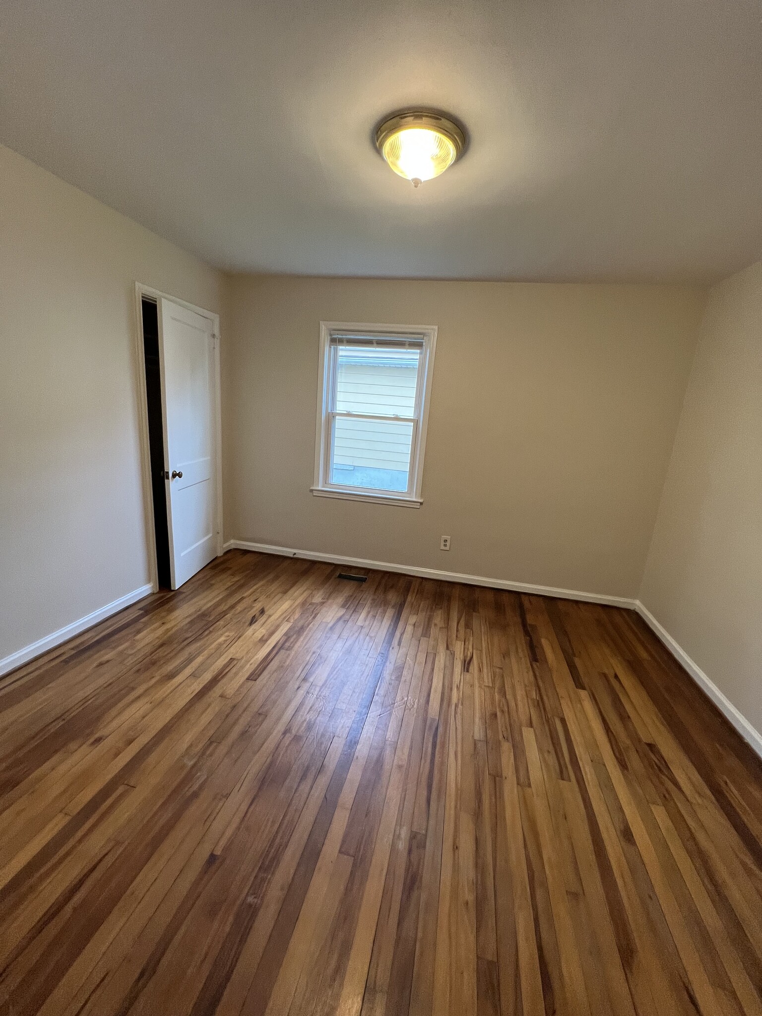 Bedroom #1 - 602 Warren St