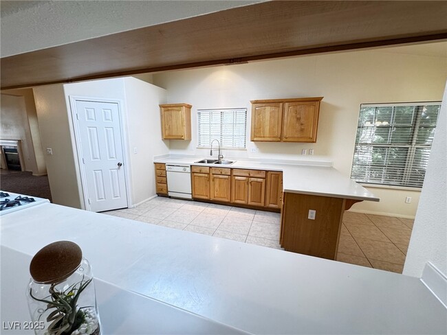Building Photo - 5117 Elm Grove Dr