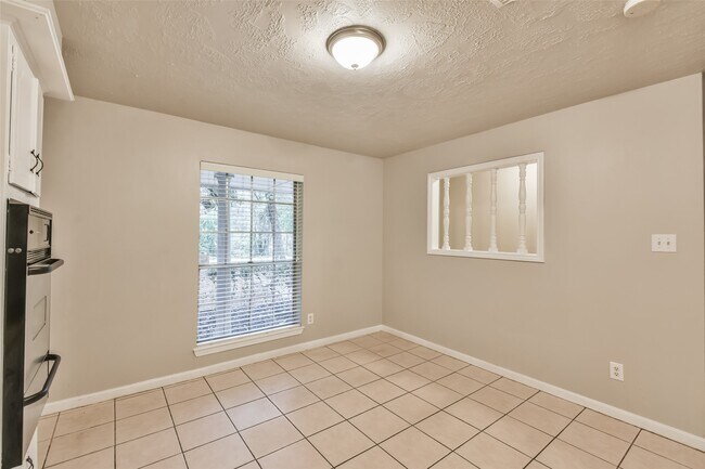 Building Photo - 25726 Timber Lakes Dr