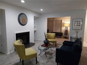 Building Photo - 1003 Dunbar Dr