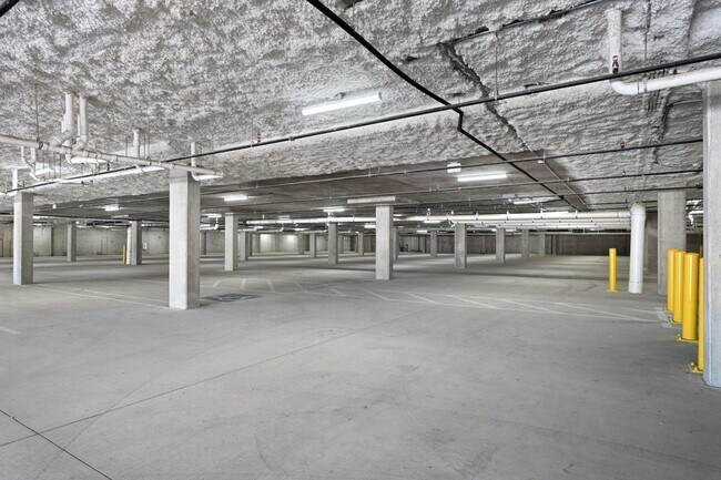 Building Photo - 7905 McKinney Falls Pkwy