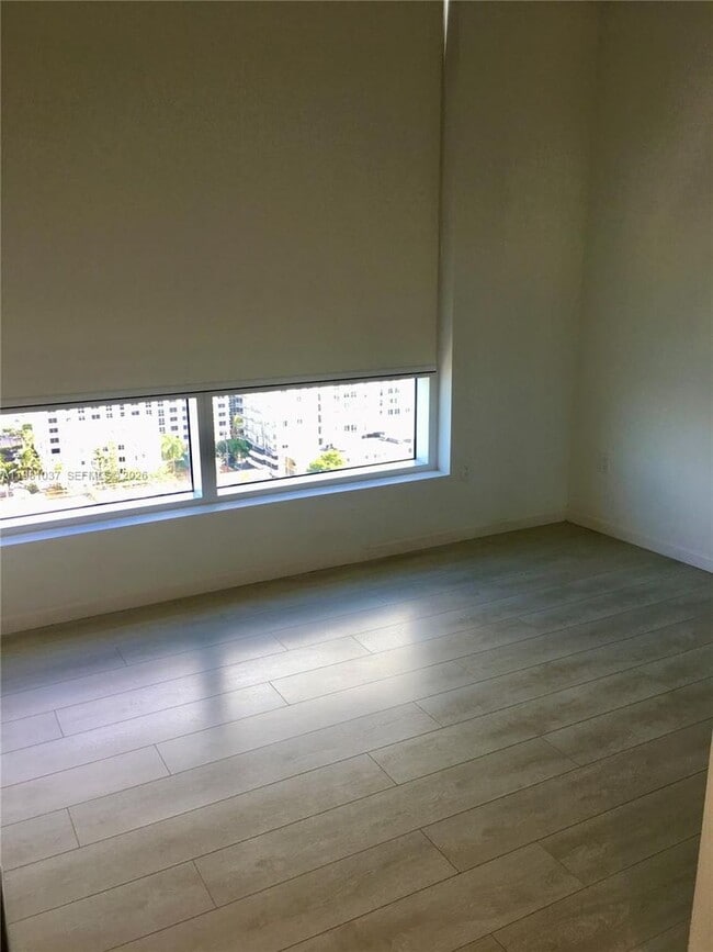 Building Photo - 601 NE 27th St