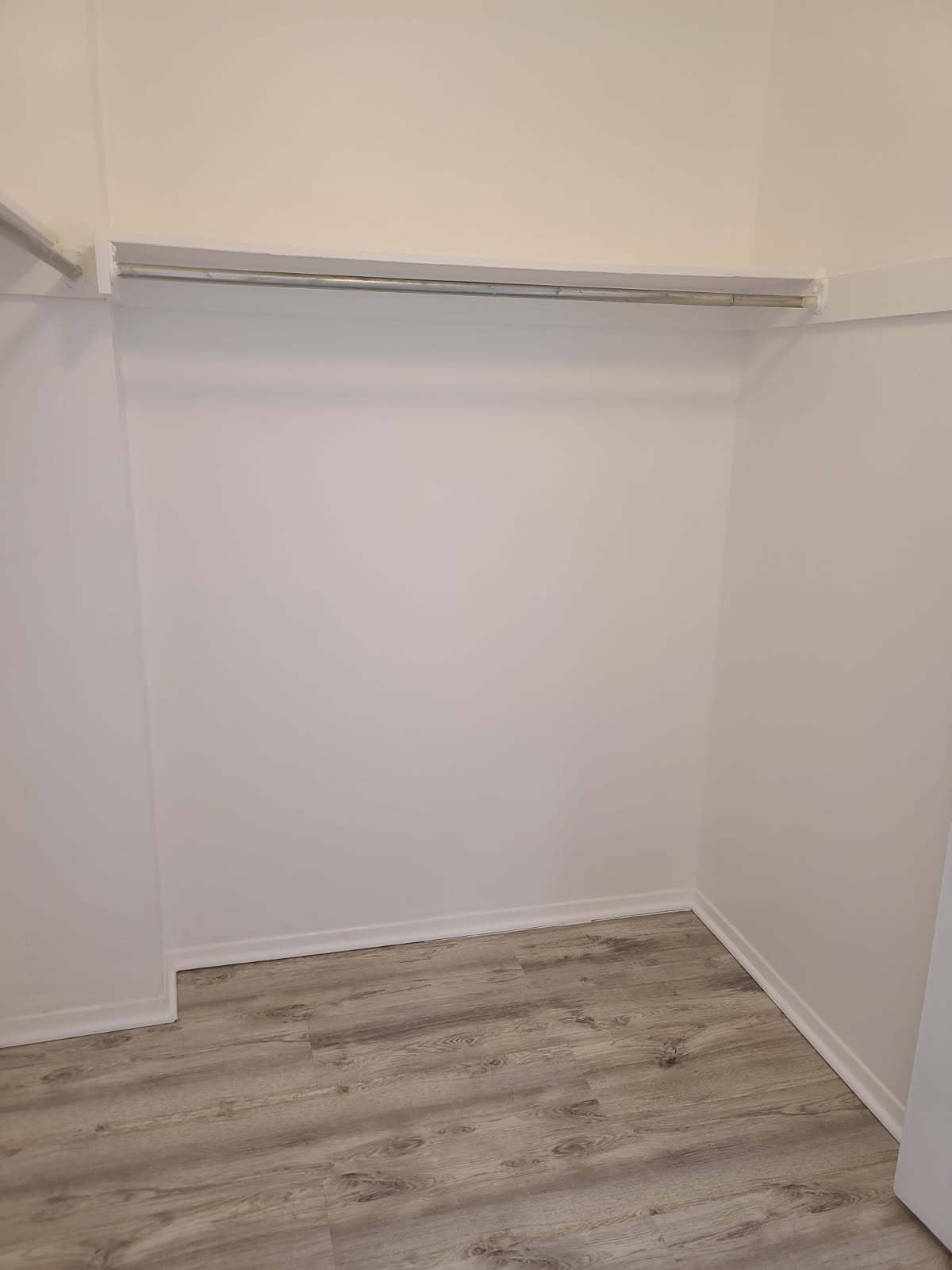 Building Photo - 501 Slaters Ln