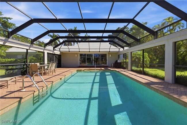 Building Photo - 2700 Lantern Ln