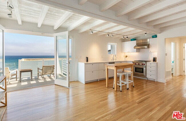 Building Photo - 25212 Malibu Rd
