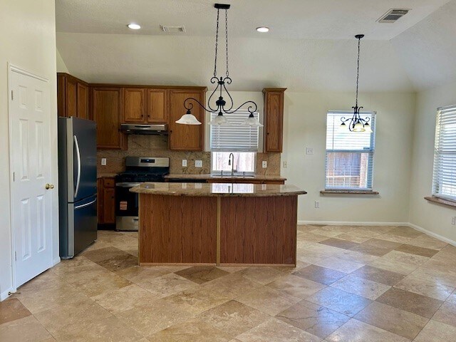 Building Photo - 18531 Shadow Line Ct