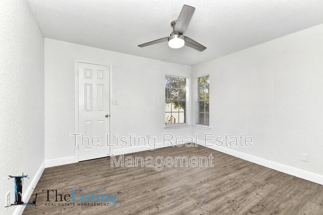 Building Photo - 4460 Perkinshire Ln