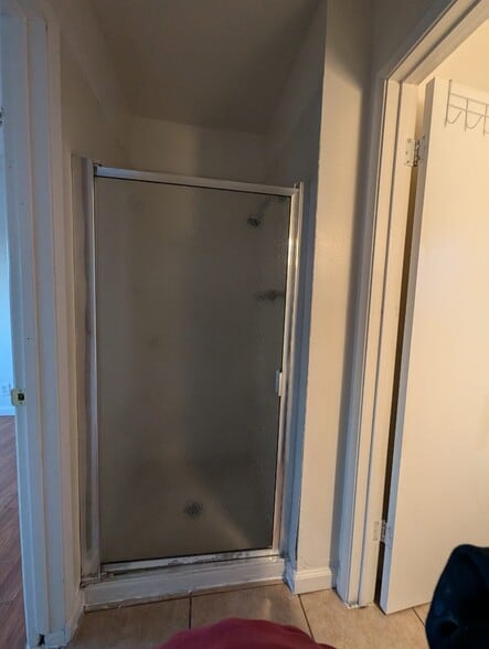 Upstairs shower stall - 251 Coventry Dr