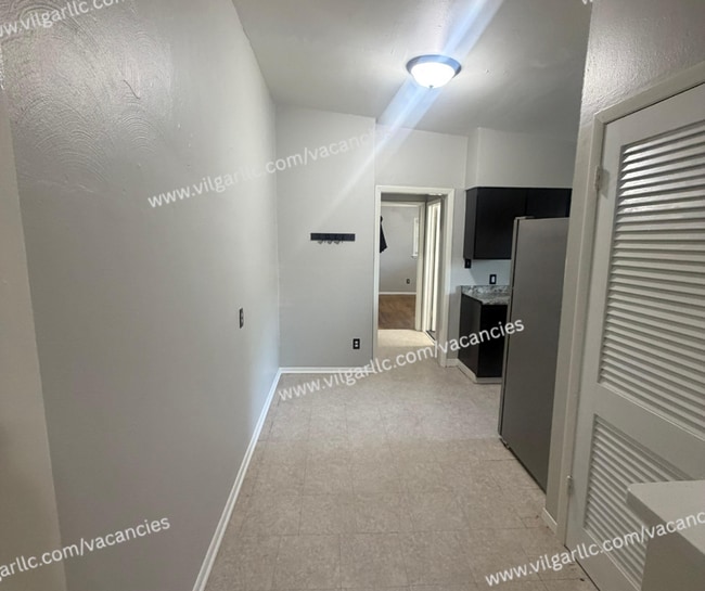 Building Photo - 2783-2785 Brown