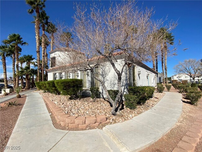 Building Photo - 3318 N Decatur Blvd