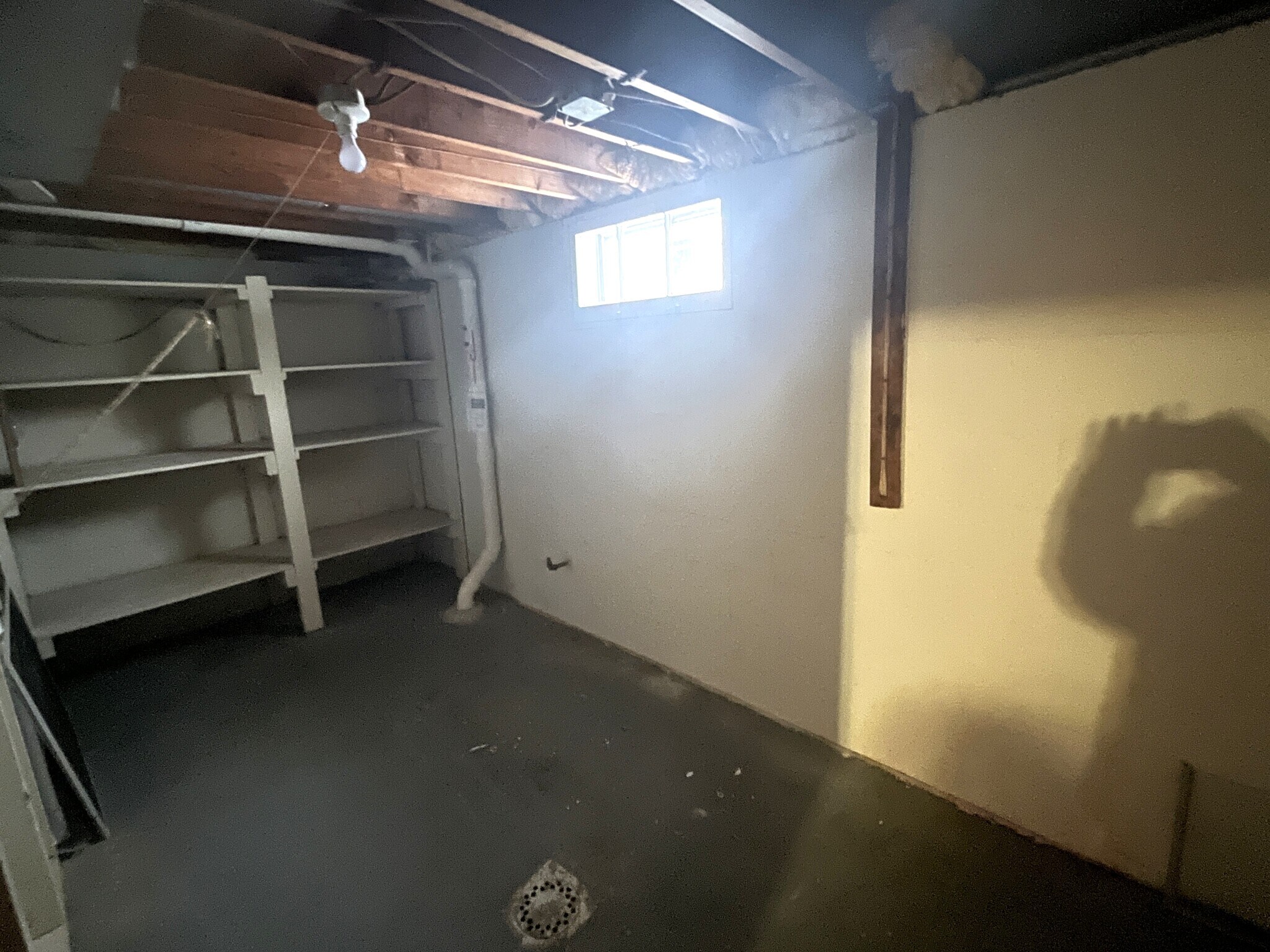 Building Photo - 935 Marshall Dr