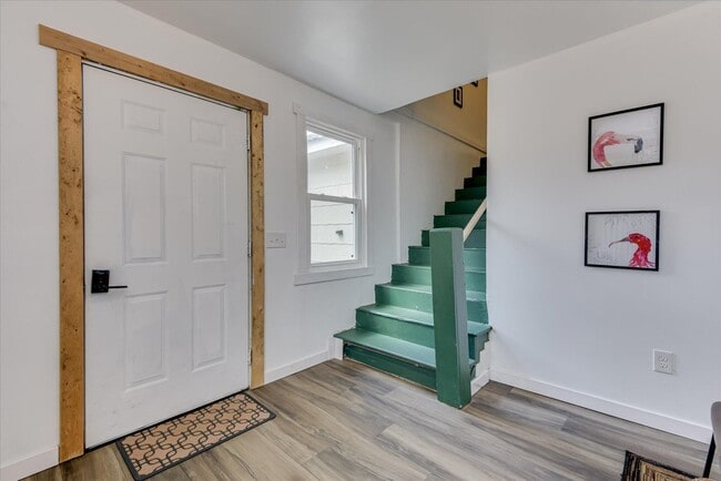 Building Photo - 1532 Colleton Ave SE