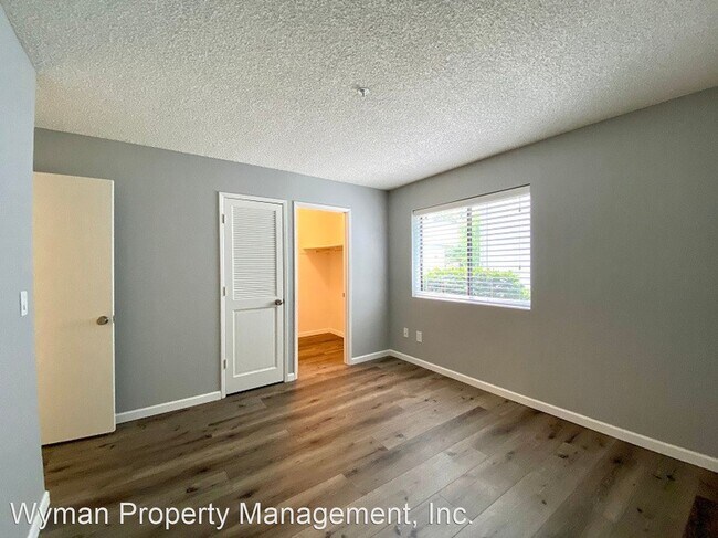 Building Photo - 1 br, 1 bath House - 37 Village Parkway