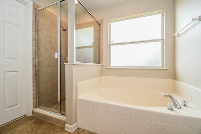 Building Photo - 11543 Bonnie Lakes Ct