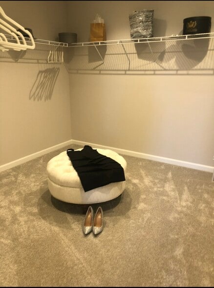 Building Photo - 314 Ridgewood Dr