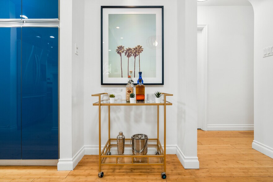 Building Photo - 3743 Latrobe St