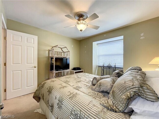 Building Photo - 8445 Charter Club Cir